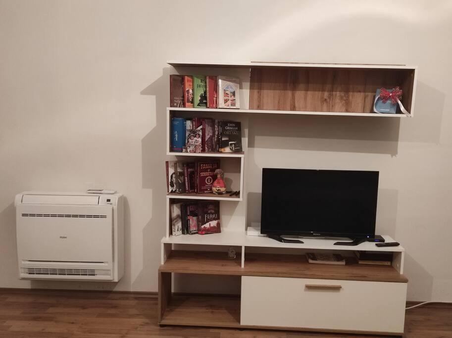 Modern Apartment In Tirana Extérieur photo